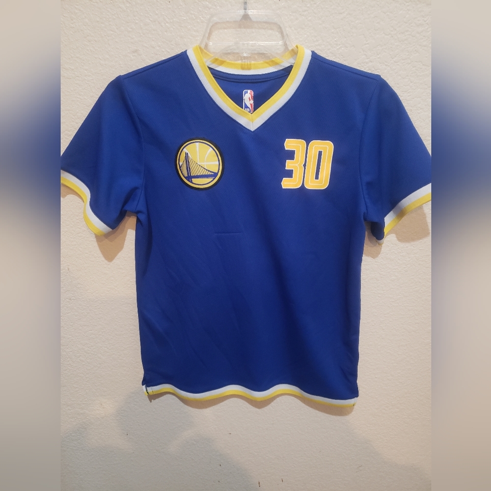 Warriors V neck #30 Curry Childs Large